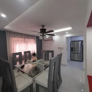 Hermoso Residencial Madera I Santiago De Los Caballeros